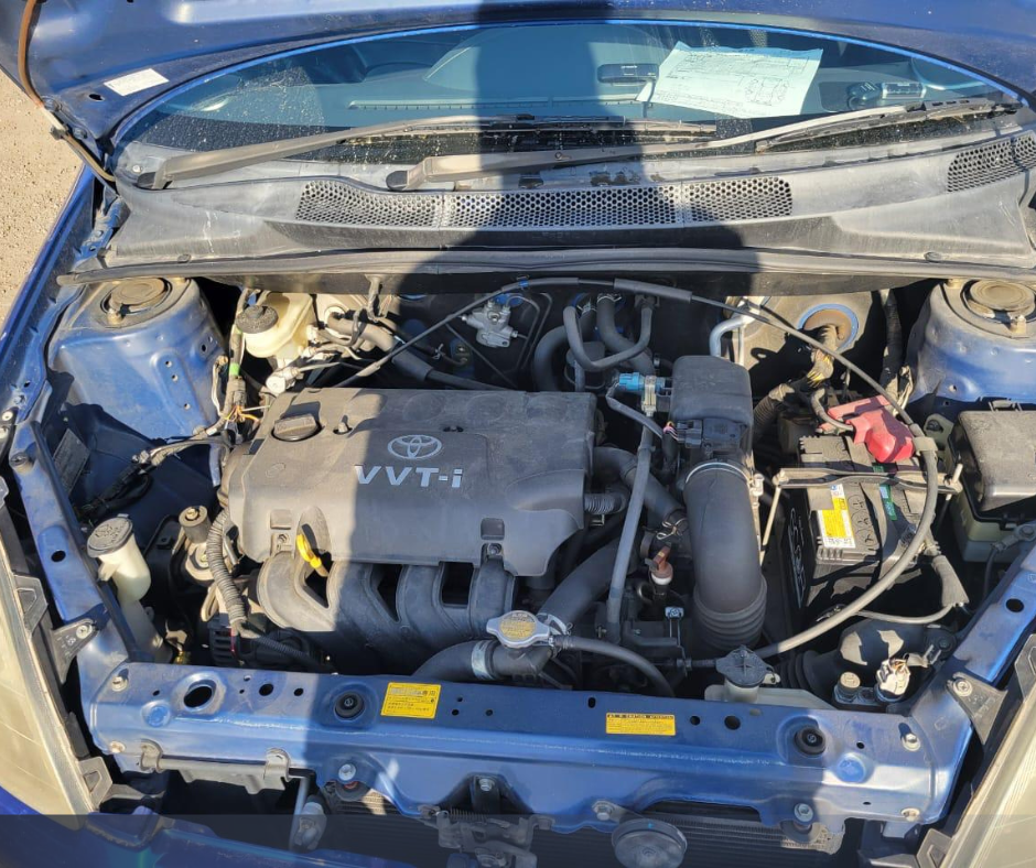 2001 Toyota Vitz